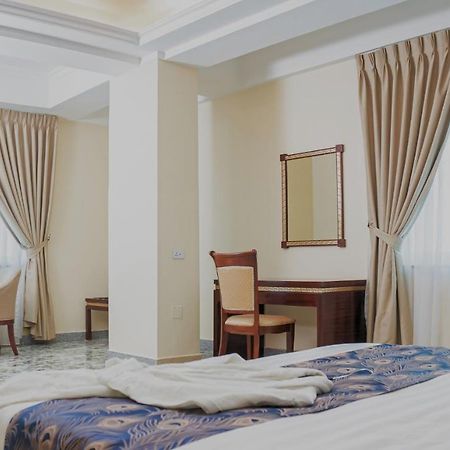 Dabi Hotel & Apartments Addis Ababa Exteriör bild